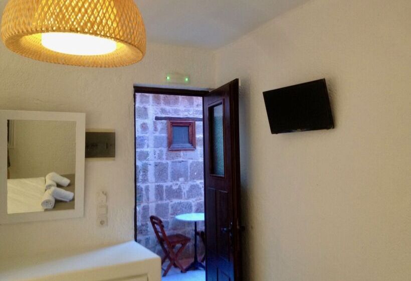 اتاق استاندارد, Auberge 32 | Old Town