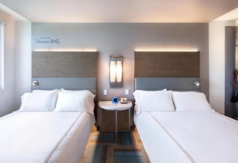 اتاق استاندارد با چشم‌انداز دریاچه, Even Hotel Miami   Airport, An Ihg