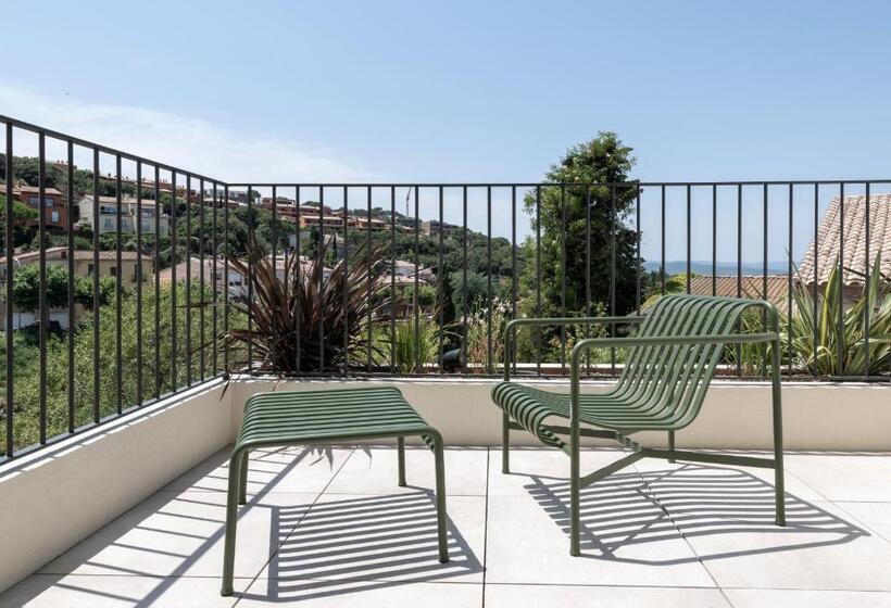 Standard Triple Room with Terrace, Alta House Begur