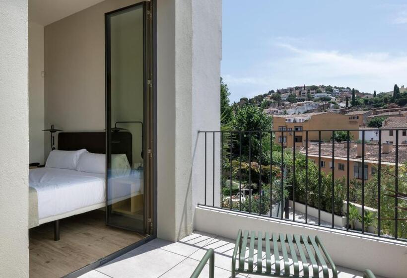 Standard Triple Room with Terrace, Alta House Begur