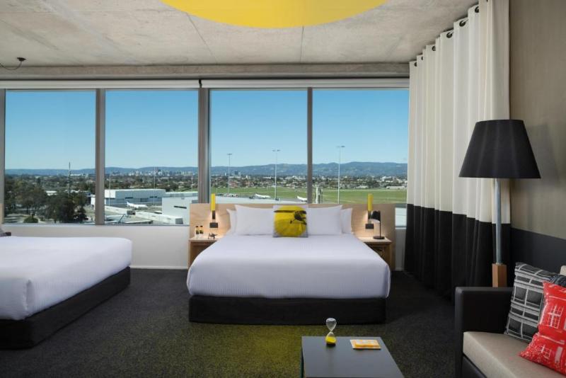 اتاق استاندارد با تخت دو نفره بزرگ, Atura Adelaide Airport