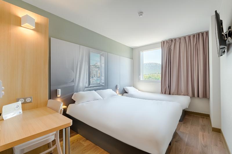 اتاق استاندارد سه نفره, B&b Hotel Marseille La Valentine St Menet