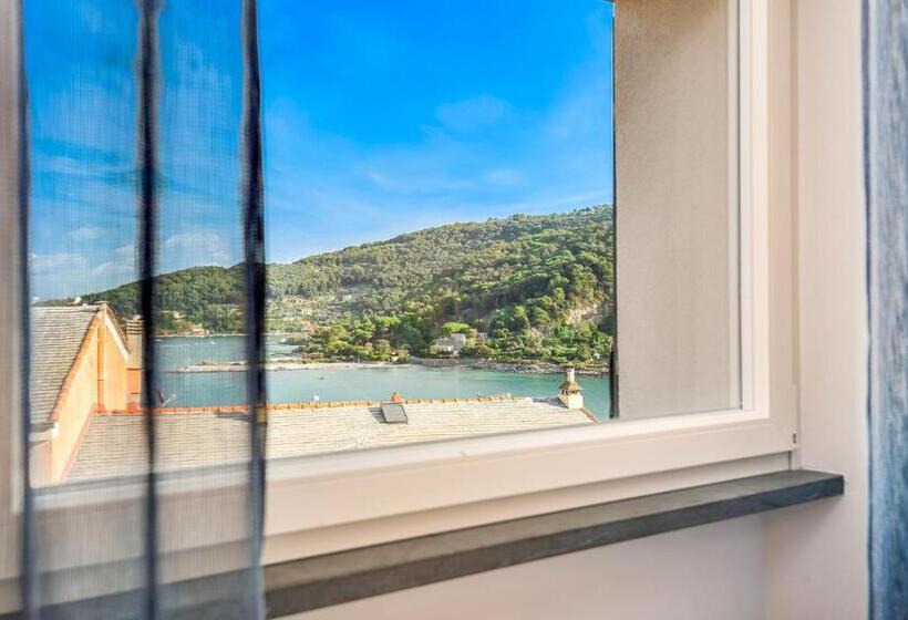سوئیت جونیور با چشم‌انداز, Colonna 24 Luxury Room In Portovenere Near 5 Terre