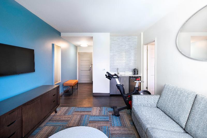 سوئیت با تخت بزرگ, Even Hotel Miami   Airport, An Ihg