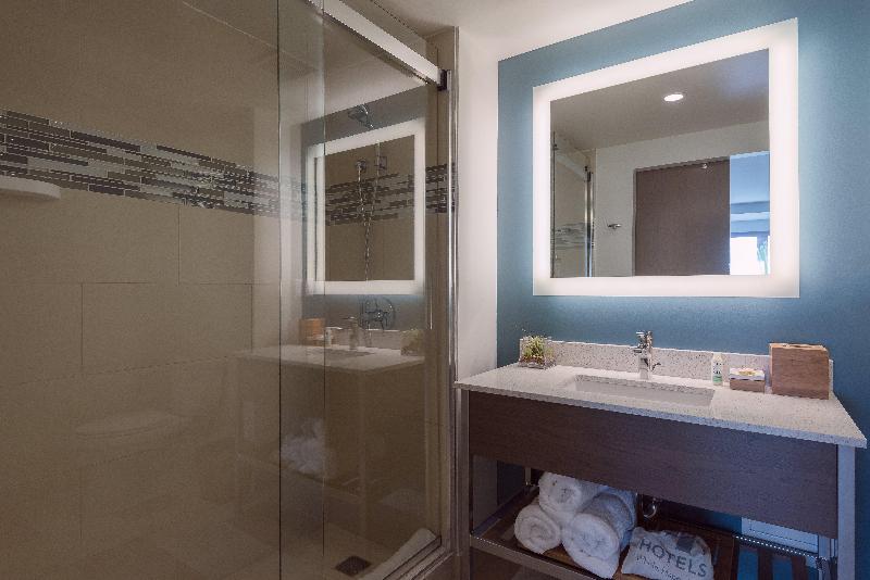 سوئیت با تخت بزرگ, Even Hotel Miami   Airport, An Ihg