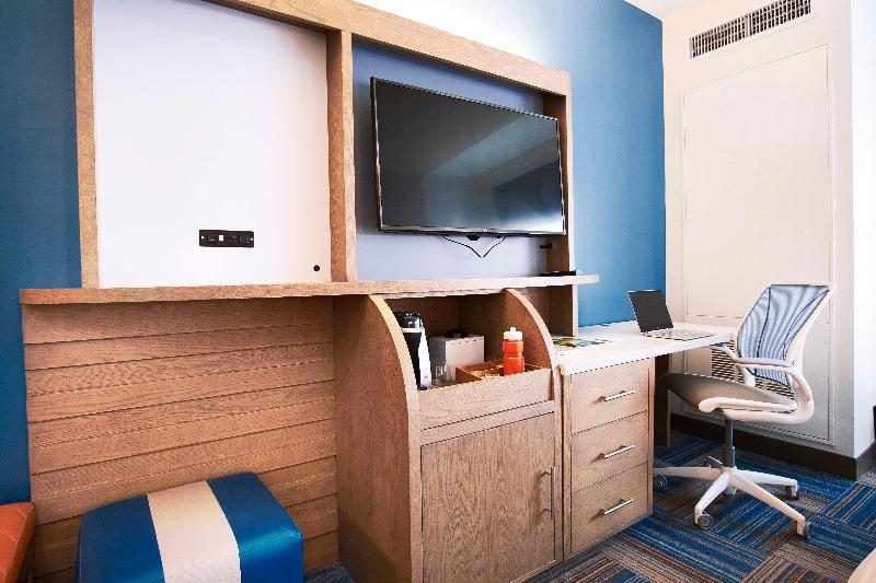 اتاق استاندارد با تخت بزرگ, Even Hotel Miami   Airport, An Ihg