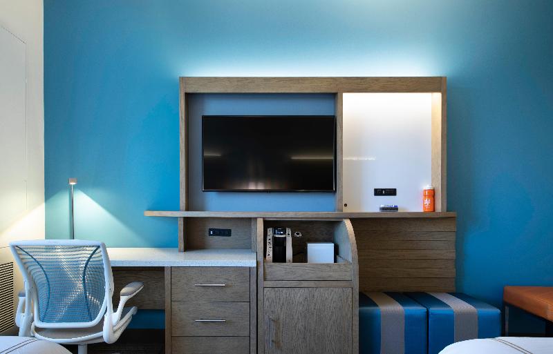 اتاق استاندارد با تخت بزرگ, Even Hotel Miami   Airport, An Ihg
