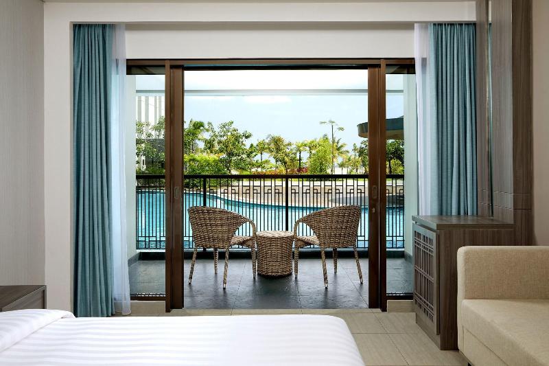 اتاق استاندارد با چشم‌انداز استخر, Fairfield By Marriott Belitung