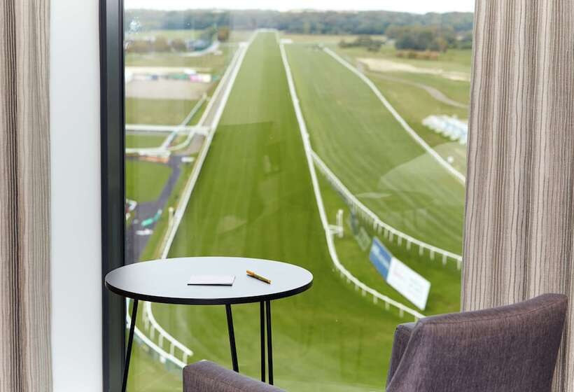 اتاق استاندارد با چشم‌انداز, Hilton Garden Inn Doncaster Racecourse