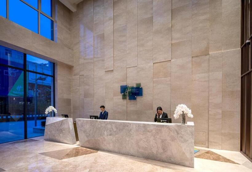 اتاق استاندارد با تخت بزرگ برای معلولان, Holiday Inn & Suites Langfang New Chaoyang, An Ihg