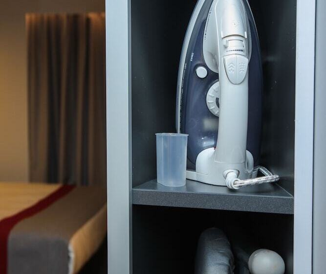 اتاق استاندارد, Holiday Inn Express Yerevan, An Ihg