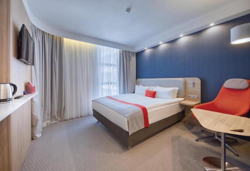 اتاق استاندارد, Holiday Inn Express Yerevan, An Ihg