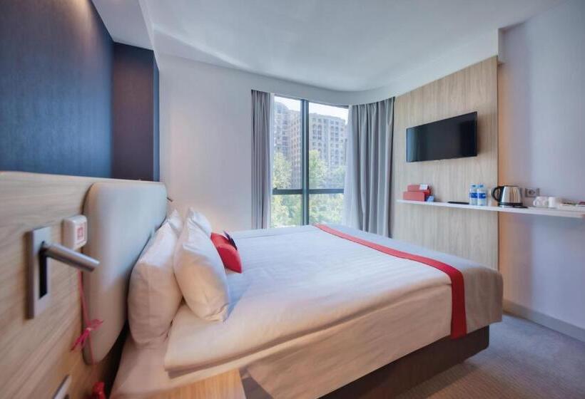 اتاق استاندارد برای معلولان, Holiday Inn Express Yerevan, An Ihg