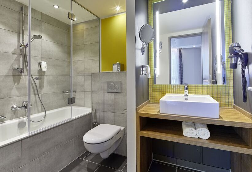 스탠다드 룸, Holiday Inn   Hamburg   Hafencity, An Ihg