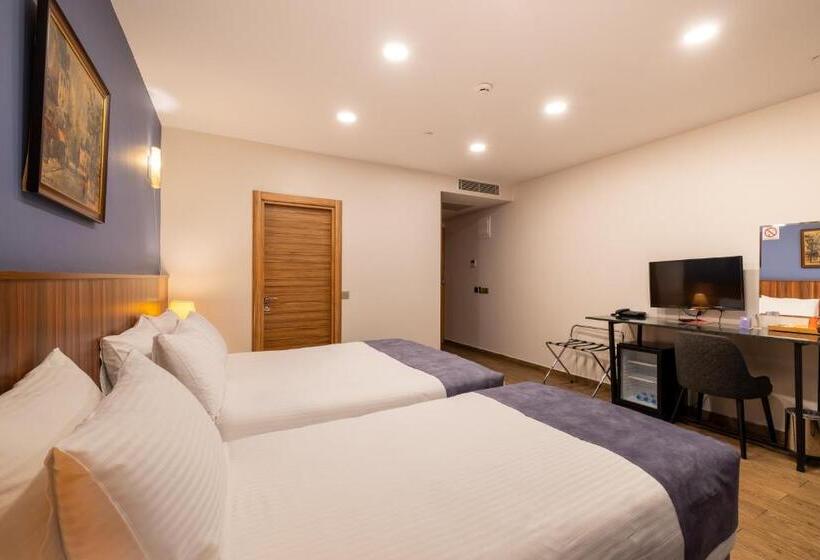 اتاق لوکس خانوادگی, La Wisteria Boutique Hotel Istanbul