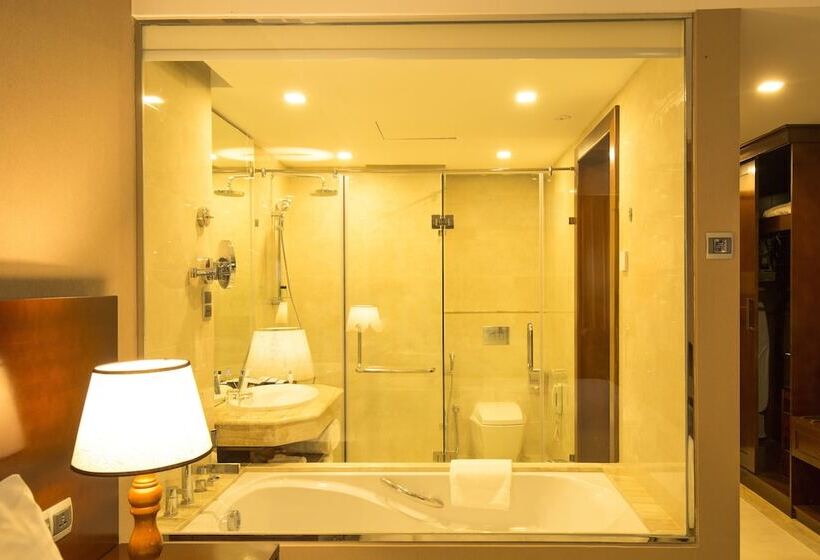 اتاق سوپریور با تخت بزرگ, Marino Beach Colombo