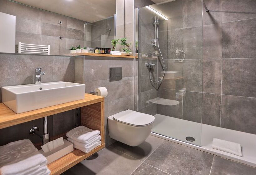 Deluxe Room Mountain View, Olea