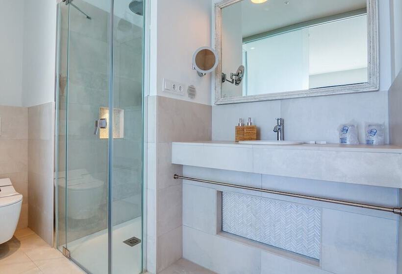 سوییت جونیور با چشم‌انداز دریا, La Residencia Puerto Hotel & Spa