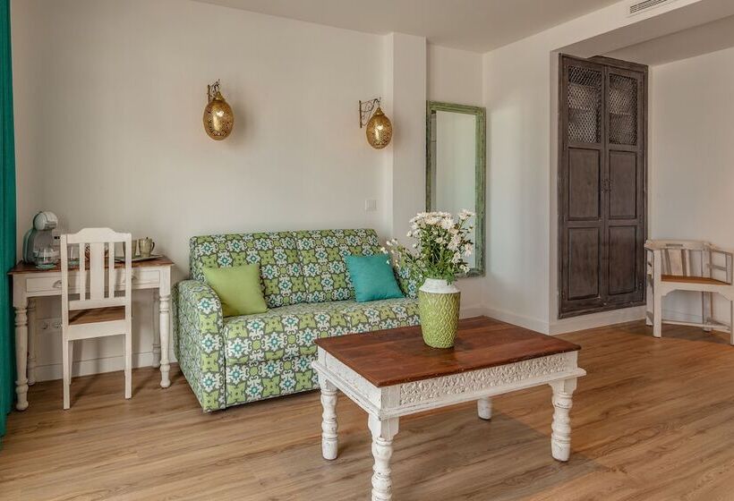 سوییت جونیور با چشم‌انداز دریا, La Residencia Puerto Hotel & Spa
