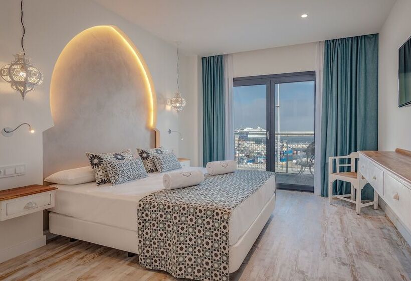 اتاق استاندارد با چشم‌انداز دریا, La Residencia Puerto Hotel & Spa
