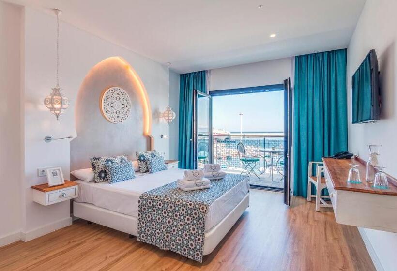 اتاق استاندارد با چشم‌انداز دریا, La Residencia Puerto Hotel & Spa