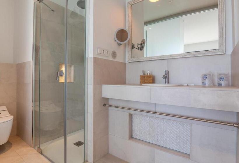 سوییت جونیور با چشم‌انداز دریا, La Residencia Puerto Hotel & Spa