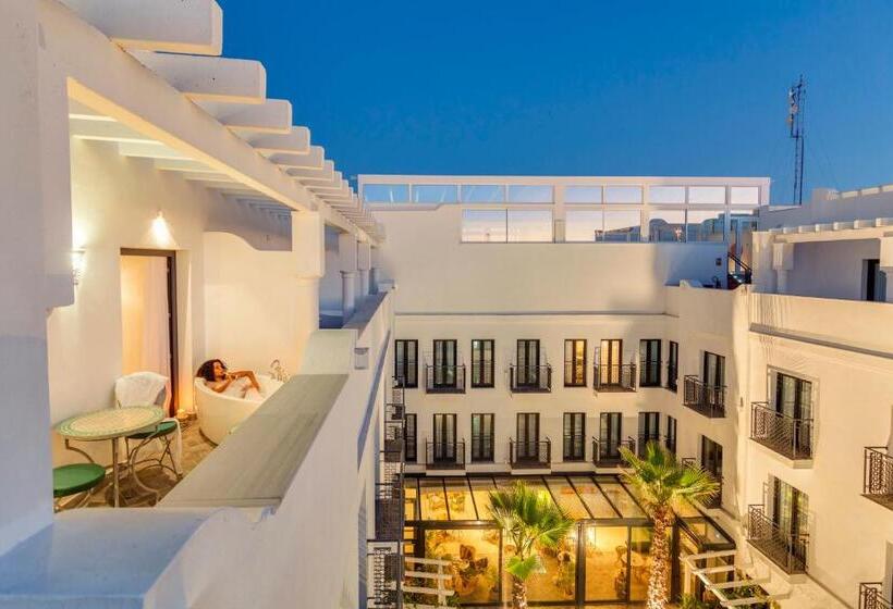 سوییت جونیور, La Residencia Puerto Hotel & Spa