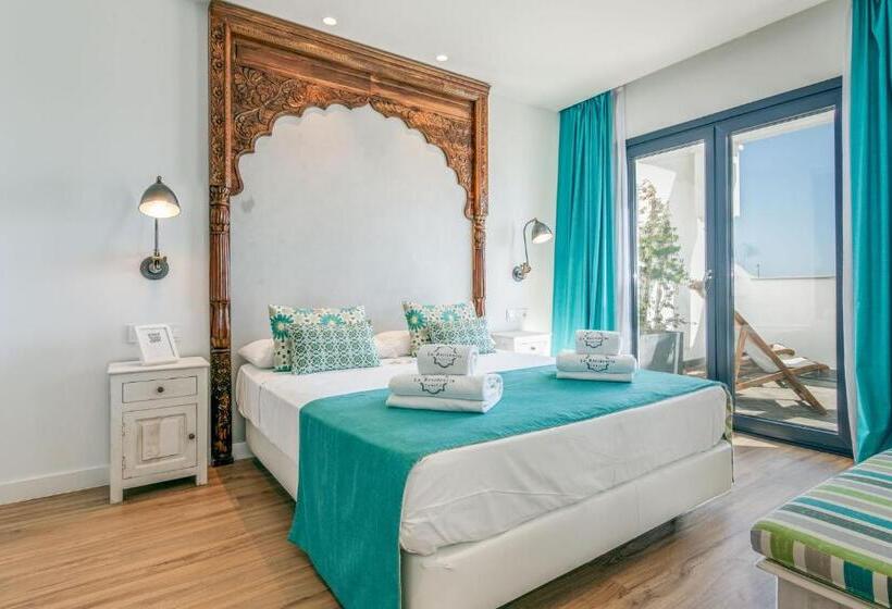 سوییت جونیور با چشم‌انداز دریا, La Residencia Puerto Hotel & Spa