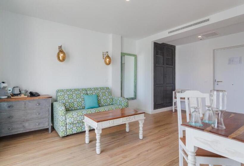 سوییت جونیور با چشم‌انداز دریا, La Residencia Puerto Hotel & Spa