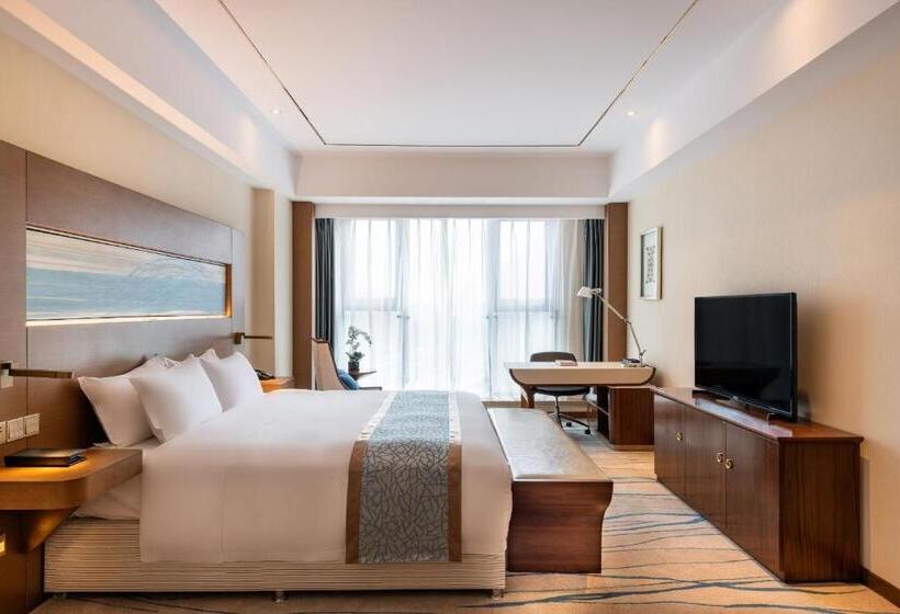 اتاق لوکس با تخت بزرگ, Novotel Qingdao New Hope