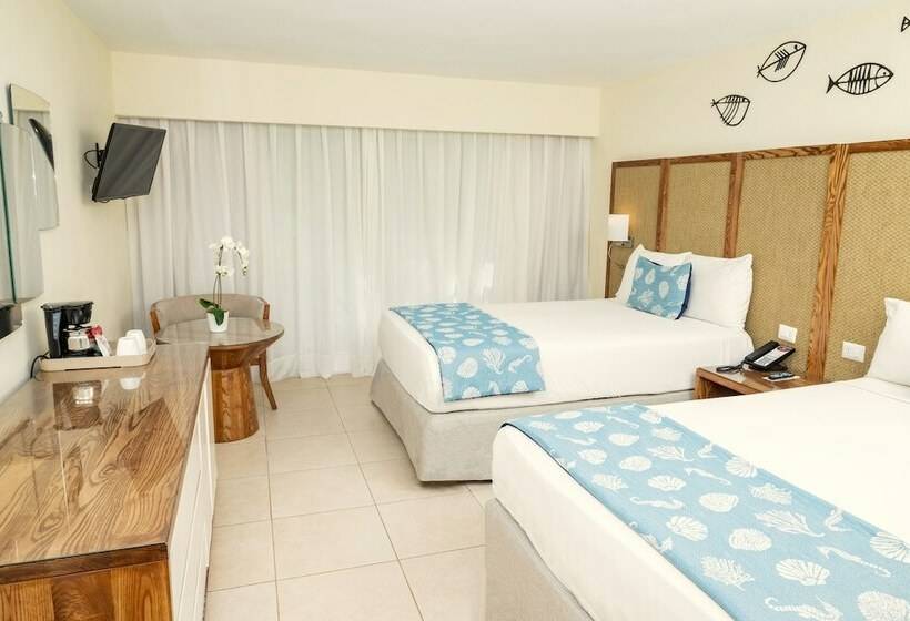 اتاق استاندارد با چشم‌انداز استخر, Impressive Punta Cana