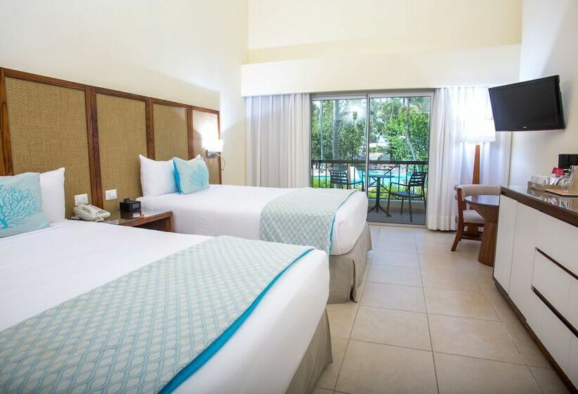 اتاق استاندارد با چشم‌انداز استخر, Impressive Punta Cana