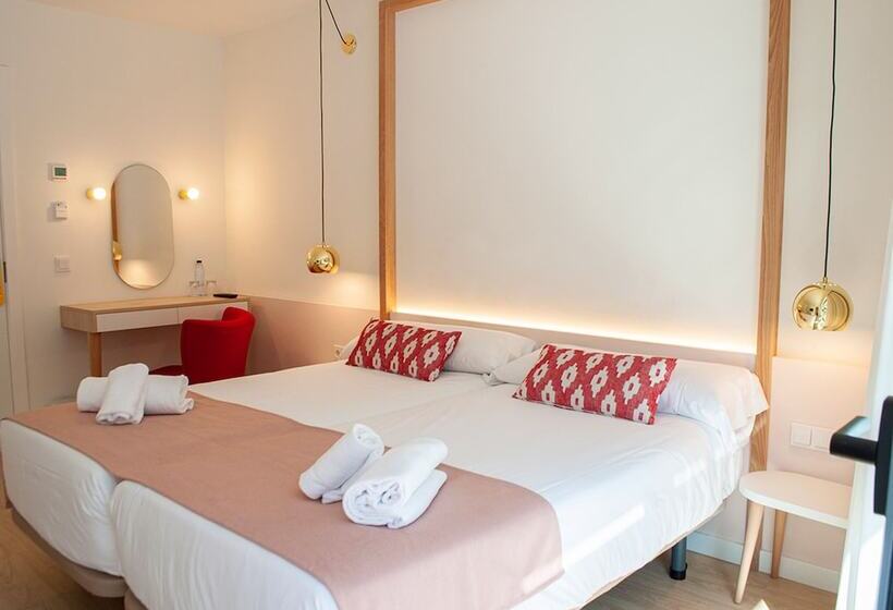 اتاق سوپریور با چشم‌انداز استخر, Sol I Vida Hotel   Adults Only