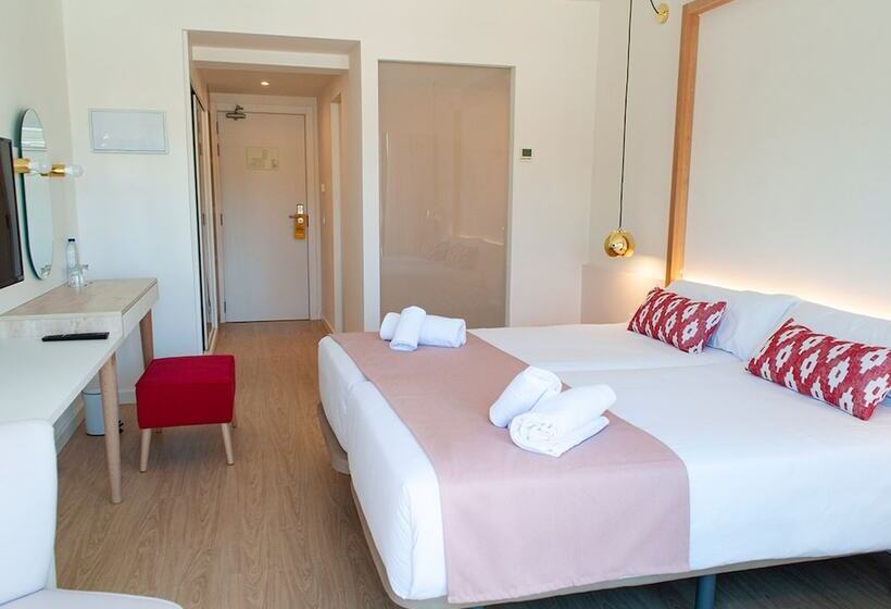 اتاق سوپریور با چشم‌انداز استخر, Sol I Vida Hotel   Adults Only