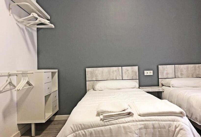 Chambre Standard avec Terrasse, Butik Almería Centro