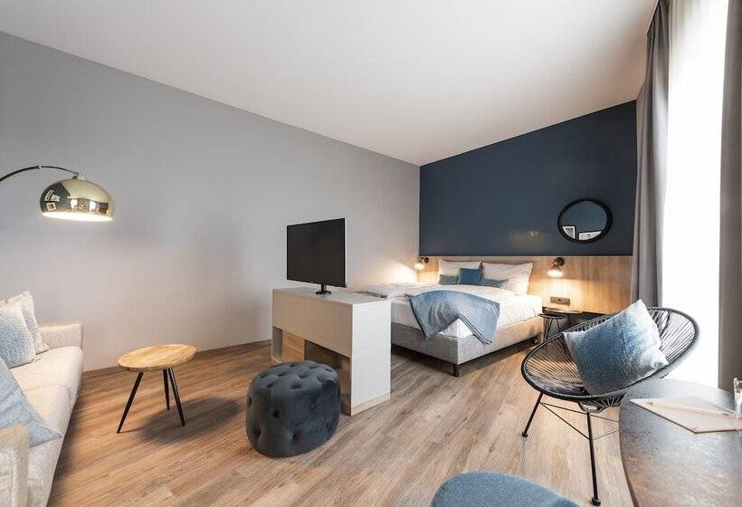 استودیوی استاندارد, Harbr. Hotel Heilbronn