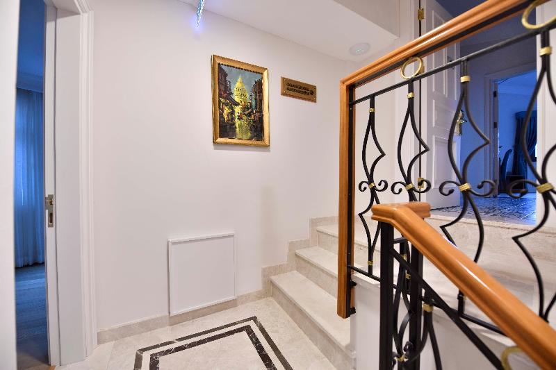 سوییت, Cozi Oasis
