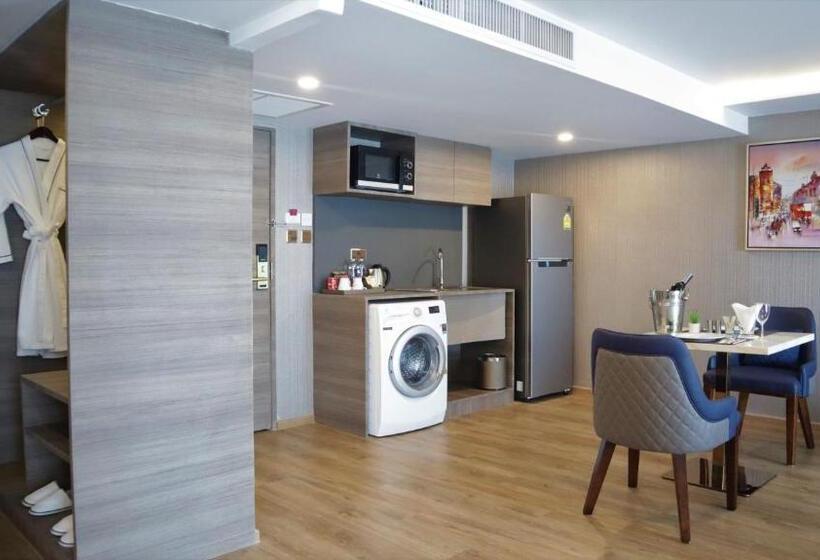 سوییت, Glow Sukhumvit 5