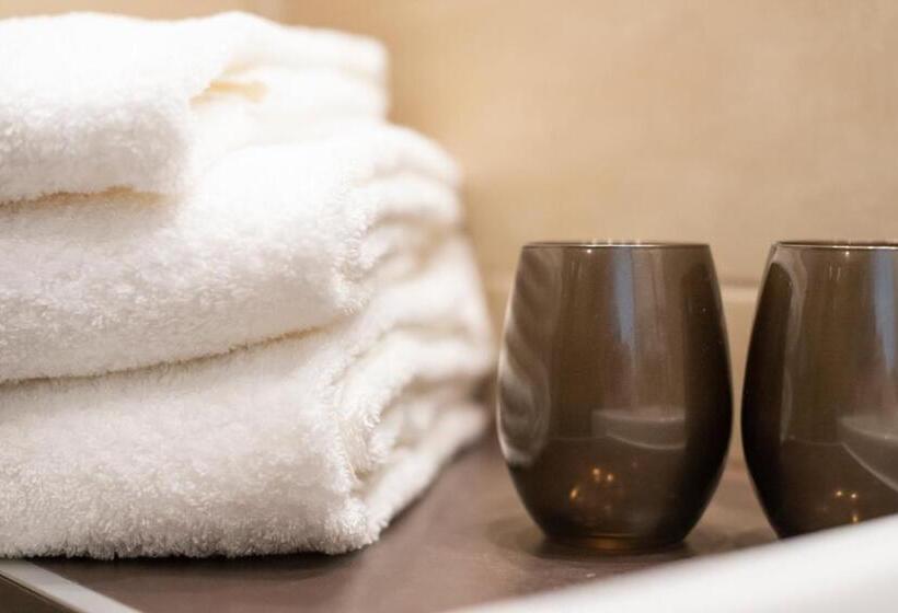 اتاق استاندارد, Harbr. Hotel Heilbronn