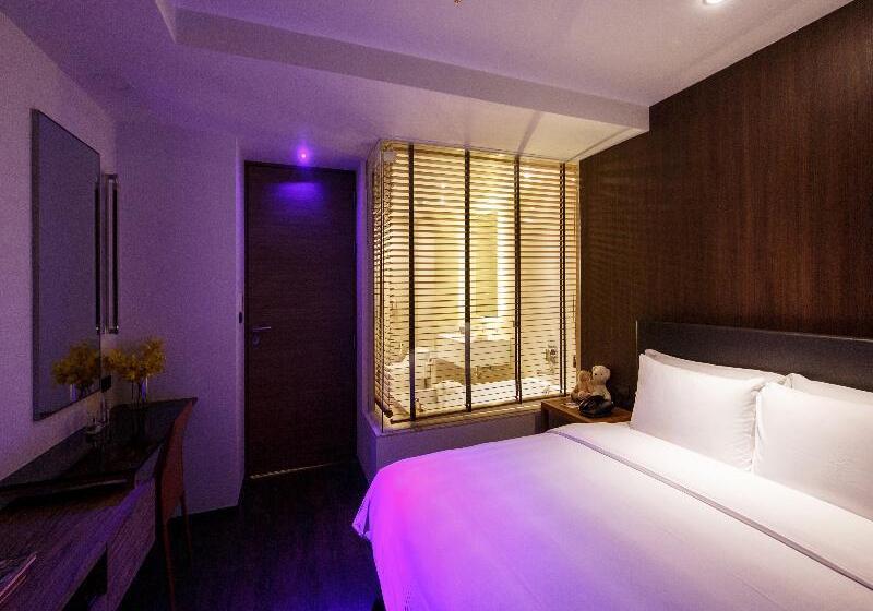 سوییت لوکس, Lit Bangkok Residence