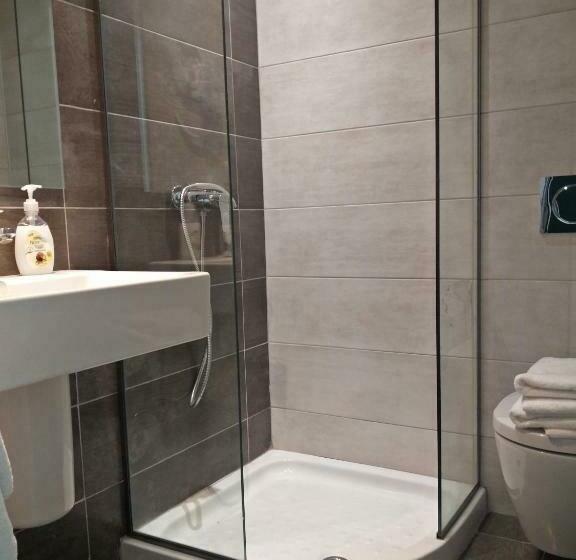 اتاق استاندارد, New York