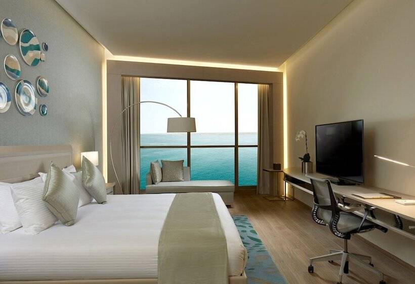 اتاق پرمیوم با چشم‌انداز دریا, Royal M Hotel Abu Dhabi By Gewan