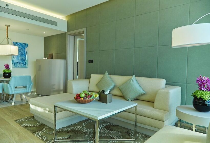 سوئیت پریمیوم با چشم‌انداز دریا, Royal M Hotel Abu Dhabi By Gewan