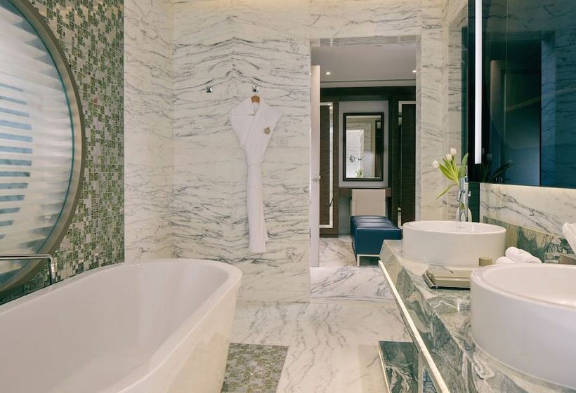 سوئیت رویال, Royal M Hotel Abu Dhabi By Gewan