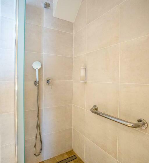 اتاق استاندارد برای معلولان, Inner Hotel Rupit Adults Only