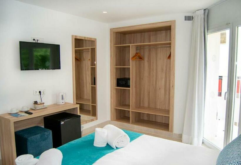 اتاق لوکس با بالکن, Inner Hotel Rupit Adults Only