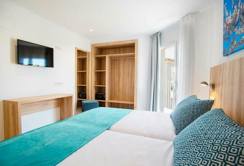 اتاق لوکس با بالکن, Inner Hotel Rupit Adults Only