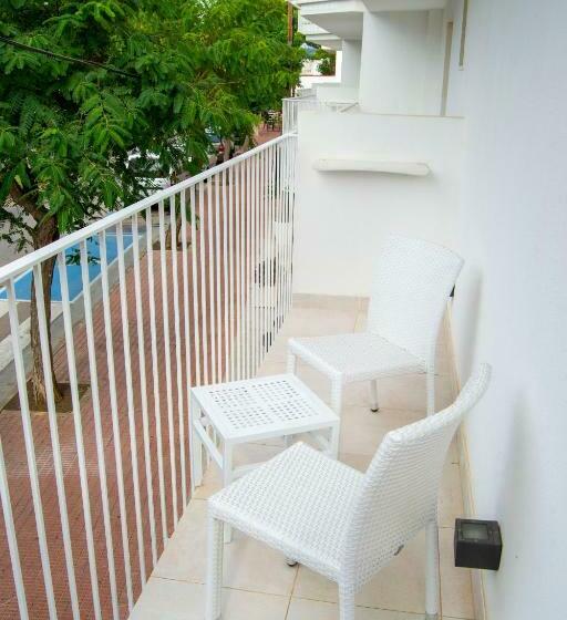 اتاق لوکس با بالکن, Inner Hotel Rupit Adults Only