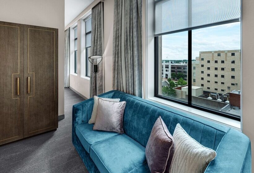 سوییت, Tulsa Club Hotel, Curio Collection By Hilton