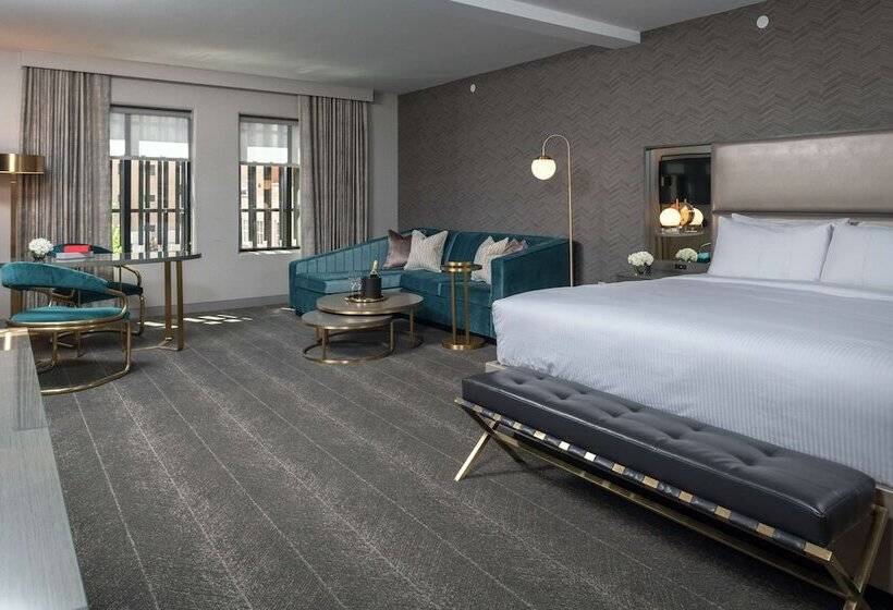 سوییت, Tulsa Club Hotel, Curio Collection By Hilton